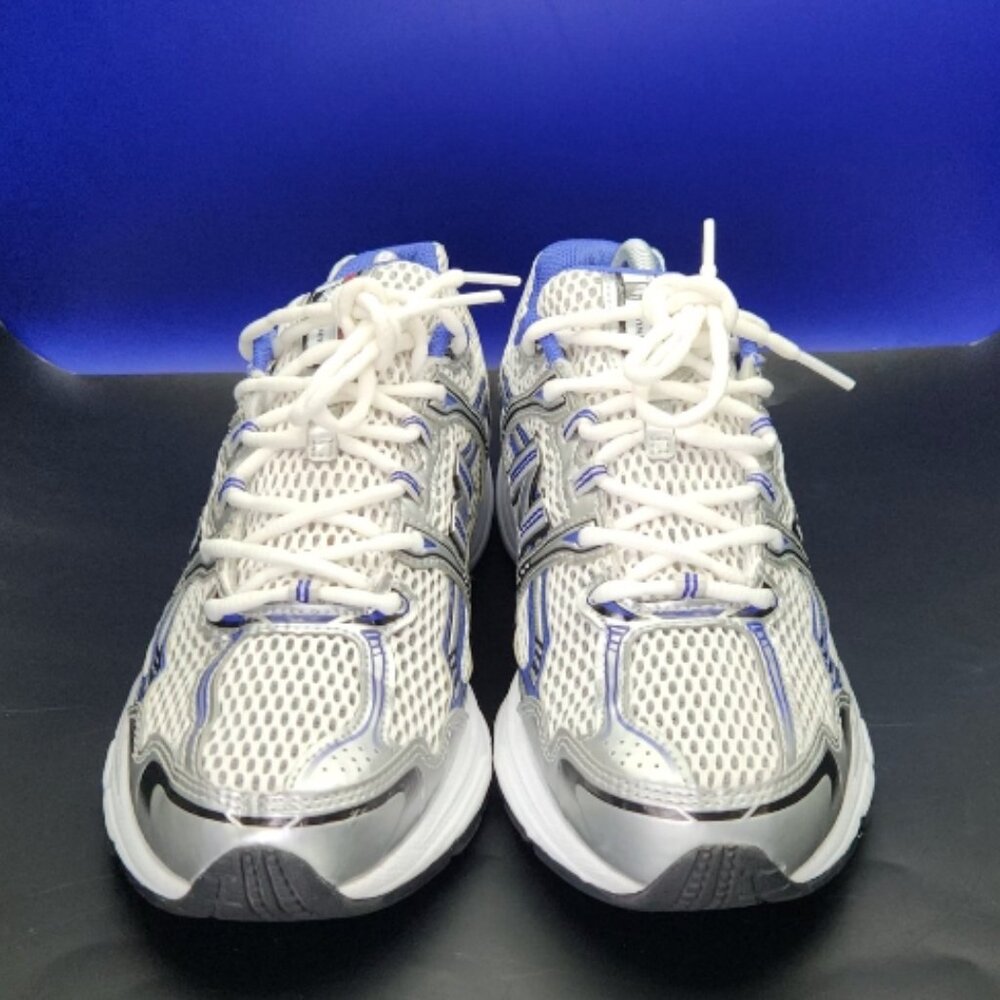 New Balance 920 (2011) - Picture 3 of 7